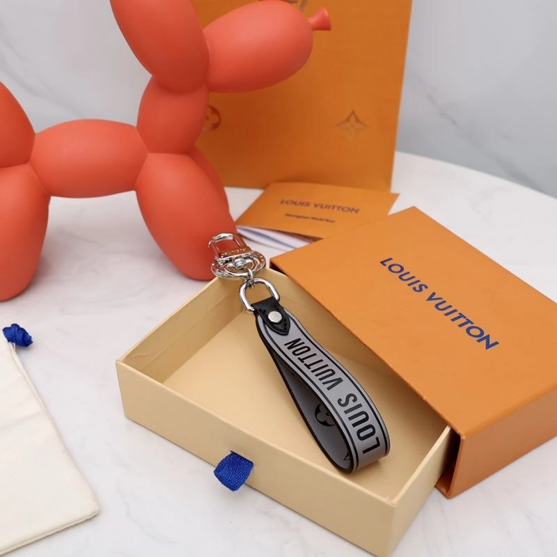 TechFriendly Louis Vuitton Keychains 267170