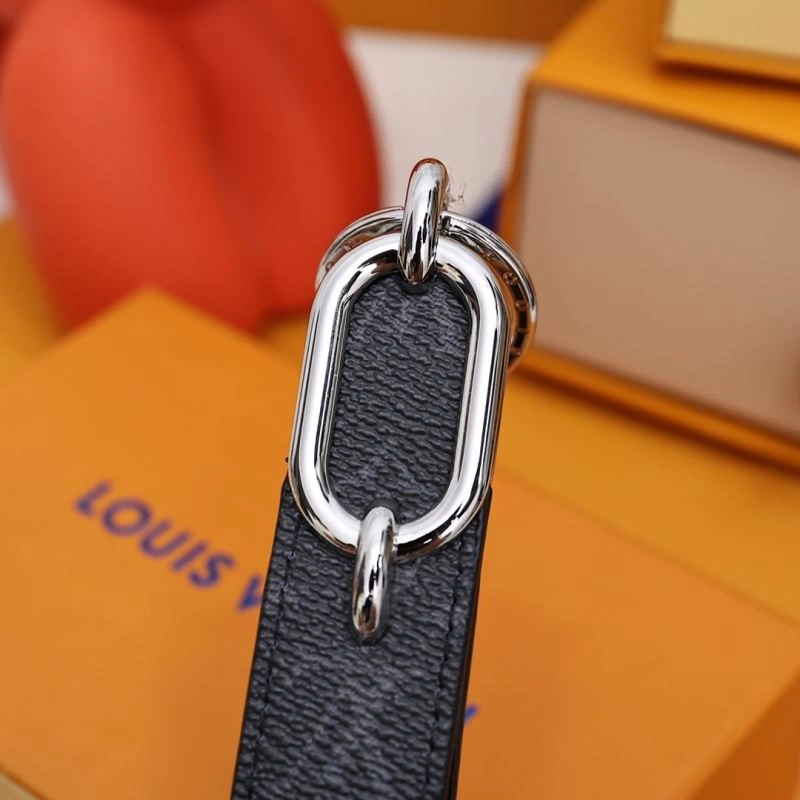 Louis Vuitton Keychains Sophisticated 267160