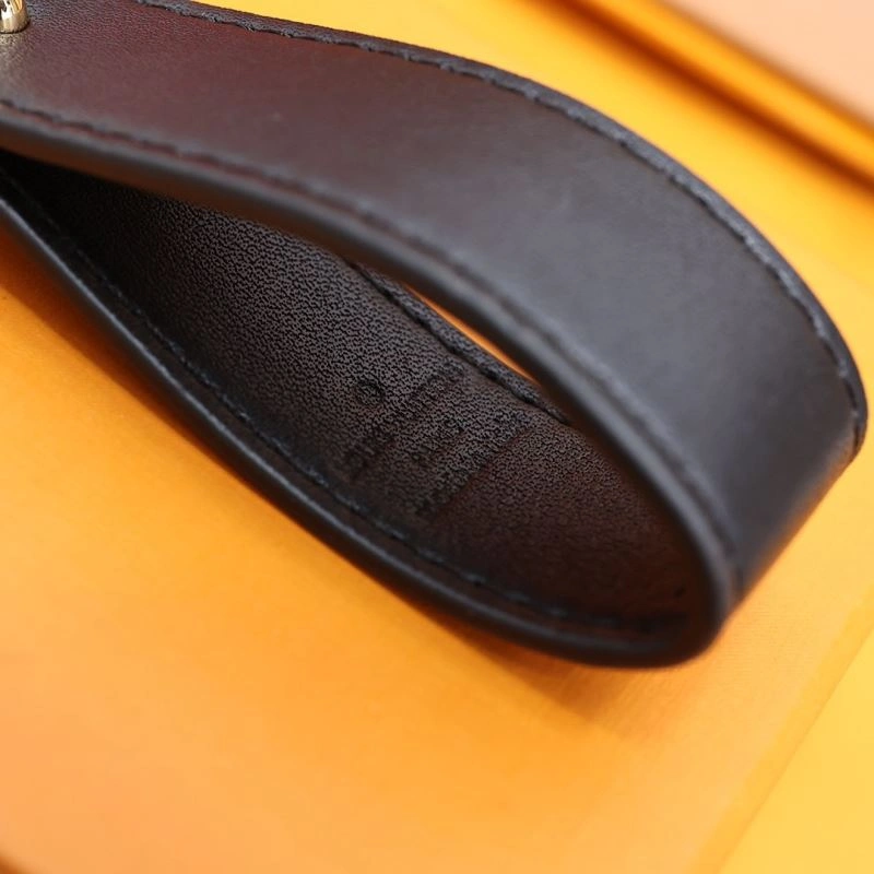 Louis Vuitton Keychains Cozy 267153