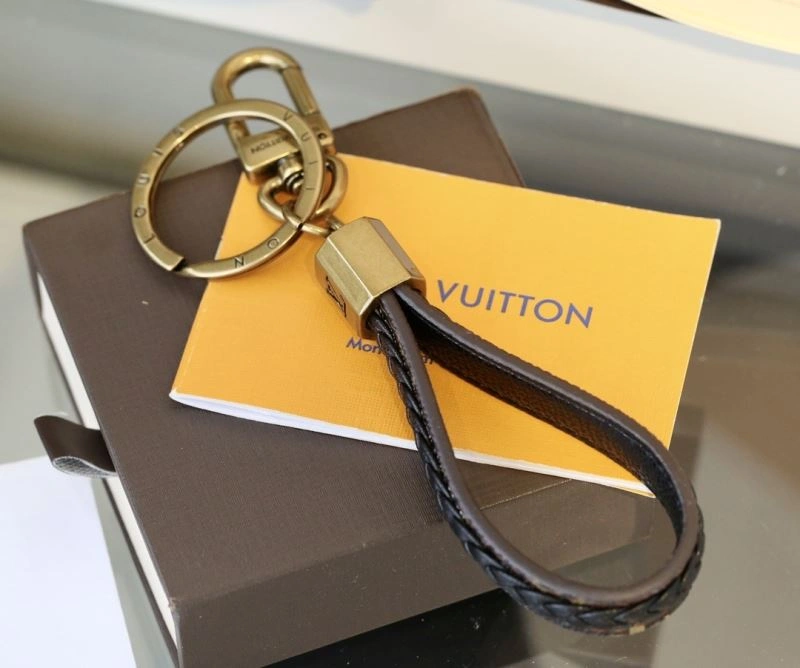 Casual Louis Vuitton Keychains 267150