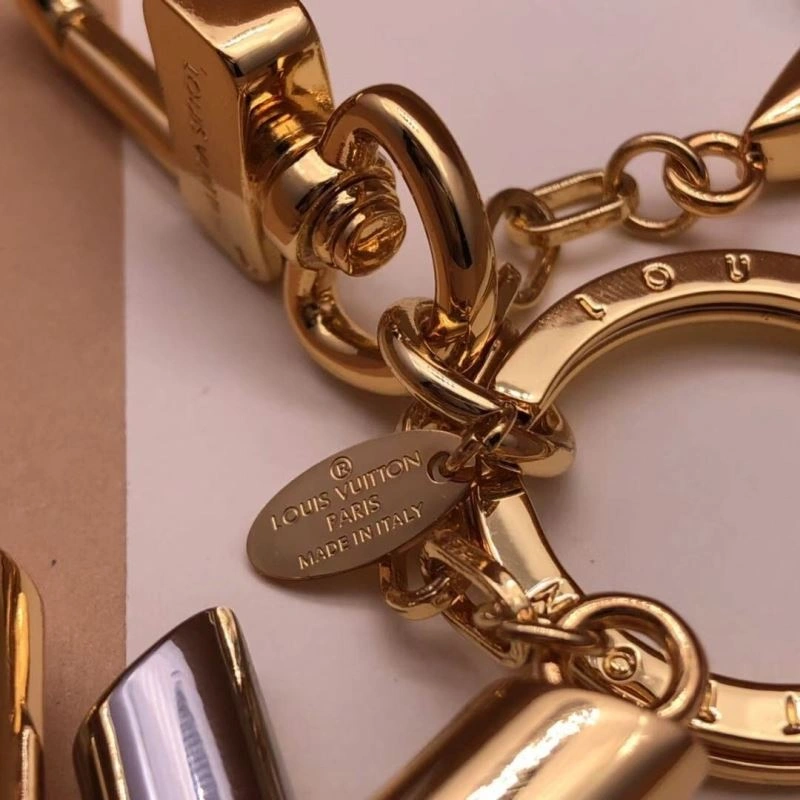 Louis Vuitton Keychains Stretchable 267171