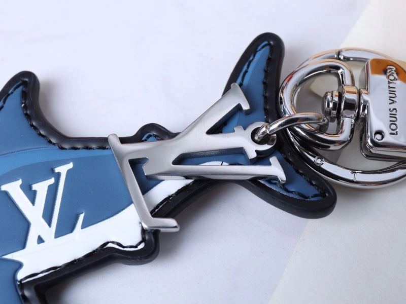 FashionForward Louis Vuitton Keychains 267144