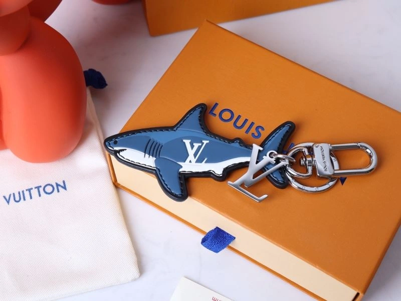 FashionForward Louis Vuitton Keychains 267144