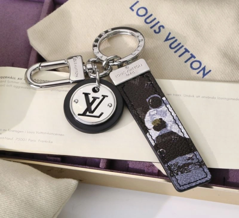 Louis Vuitton Keychains Bold 267140
