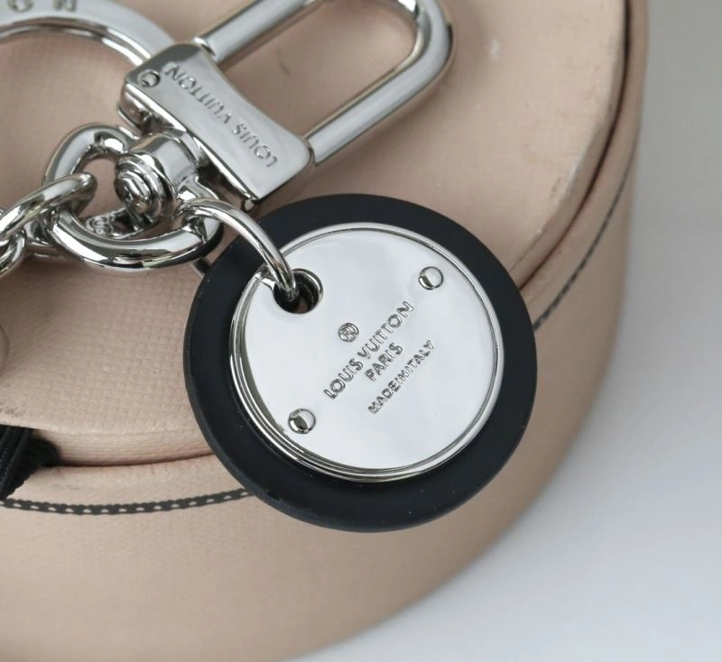 Louis Vuitton Keychains Bold 267140