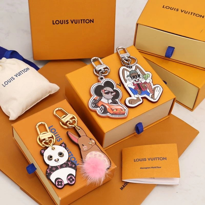 ModernLook Louis Vuitton Keychains 267119