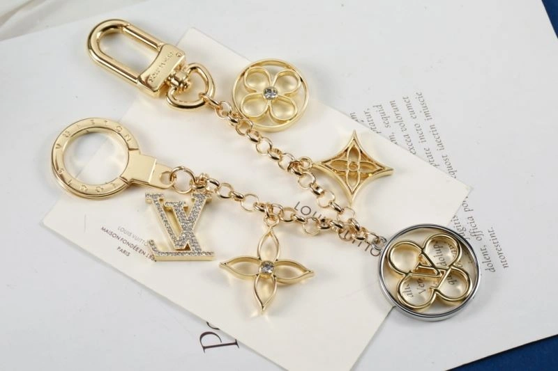 HighPerformance Louis Vuitton Keychains 267117