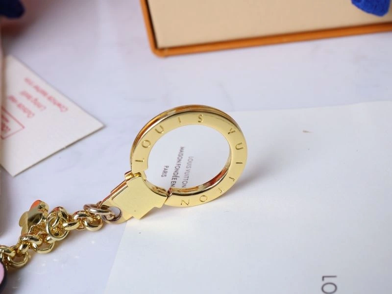 Louis Vuitton Keychains UrbanChic 267121