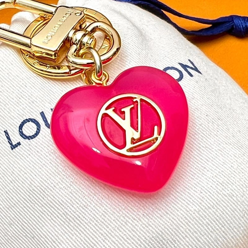 Supportive Louis Vuitton Keychains 267115