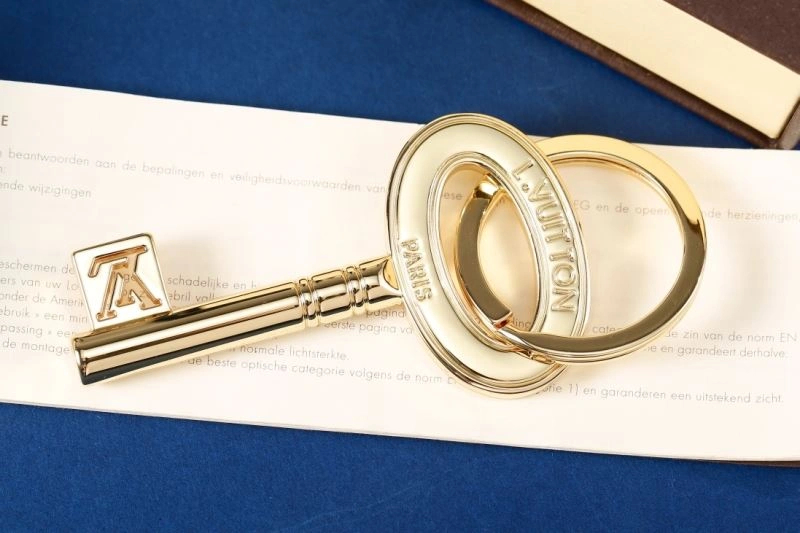Louis Vuitton Keychains Refined 267104