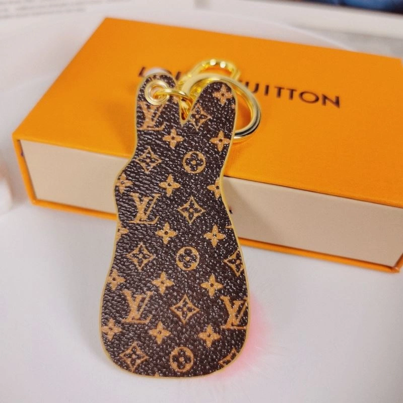 Casual Louis Vuitton Keychains 267077