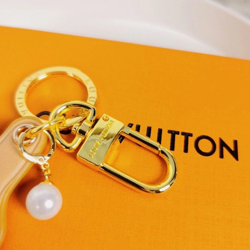 Casual Louis Vuitton Keychains 267077