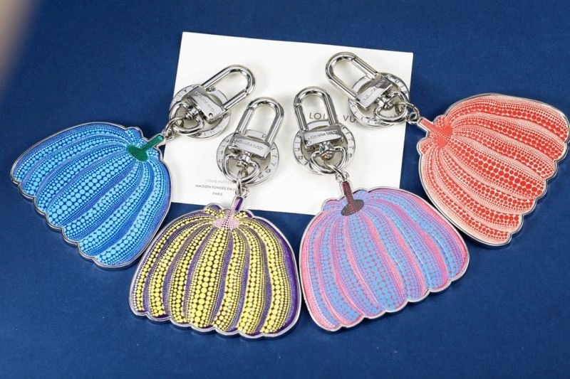 Louis Vuitton Keychains Flexible 267075
