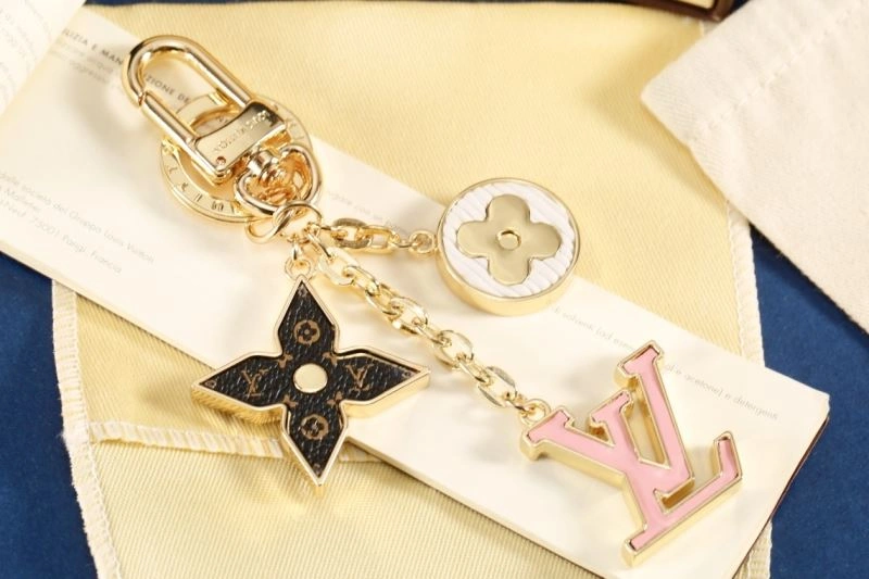 Louis Vuitton Keychains Neat 267053
