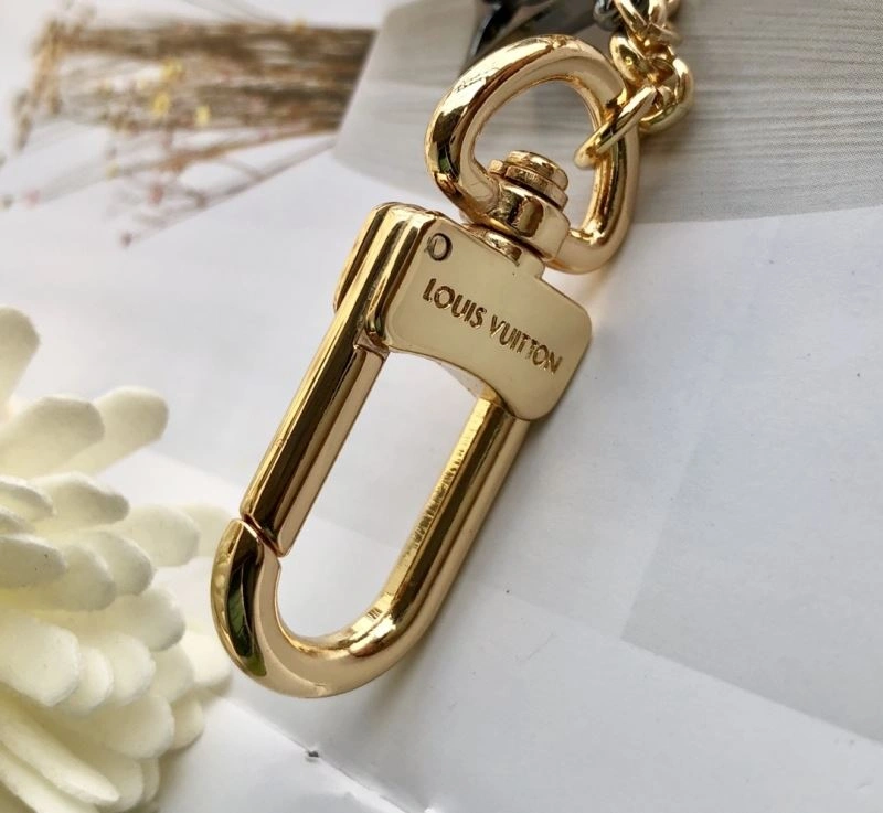 Breathable Louis Vuitton Keychains 267043