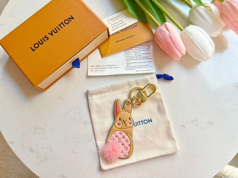 Neat Louis Vuitton Keychains 267036