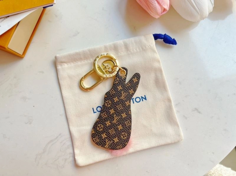 Neat Louis Vuitton Keychains 267036