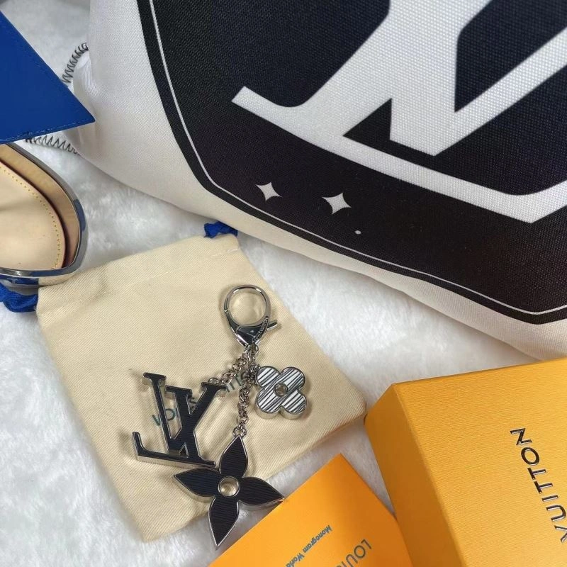 Louis Vuitton Keychains Functional 267061