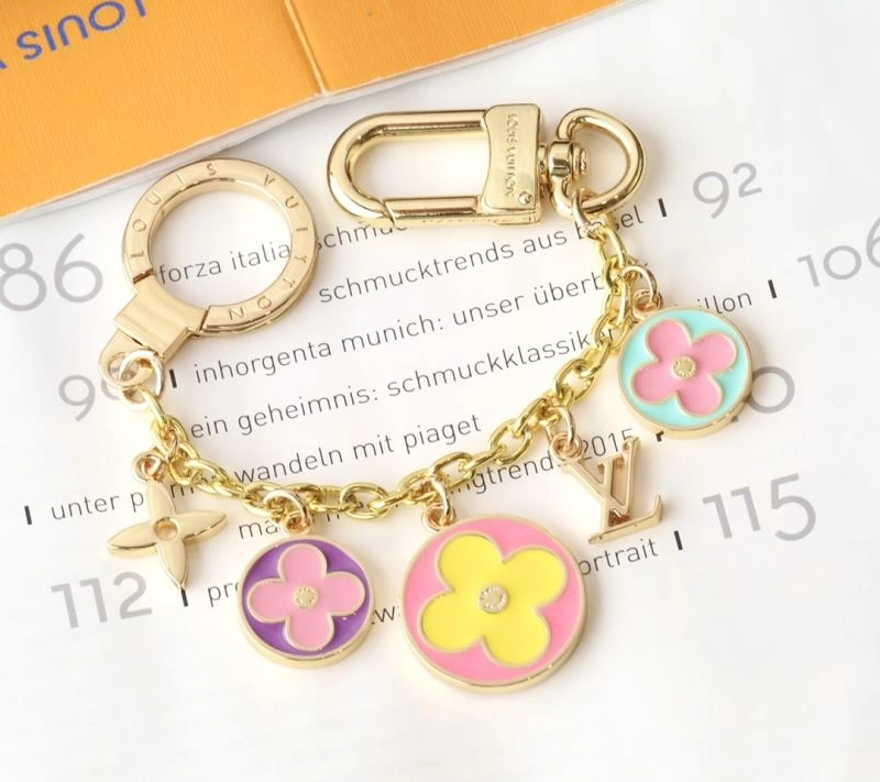 Louis Vuitton Keychains Modern 266989