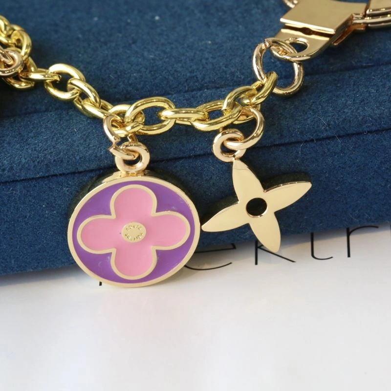 Louis Vuitton Keychains Modern 266989