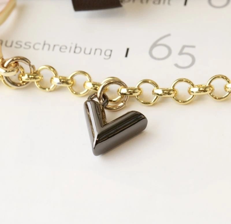 Louis Vuitton Keychains Lightweight 266993