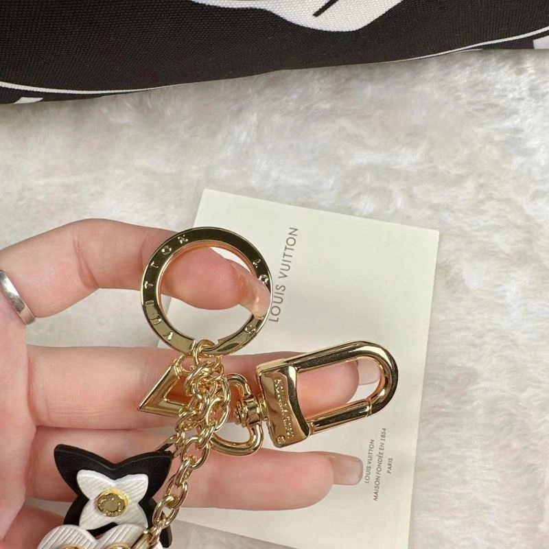 Stylish Louis Vuitton Keychains 267001