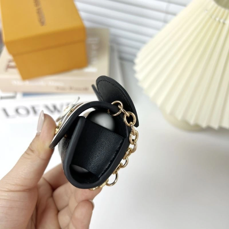 Louis Vuitton Keychains Stylish 267014