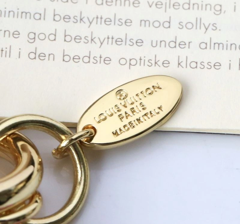 Louis Vuitton Keychains OnTrend 266984