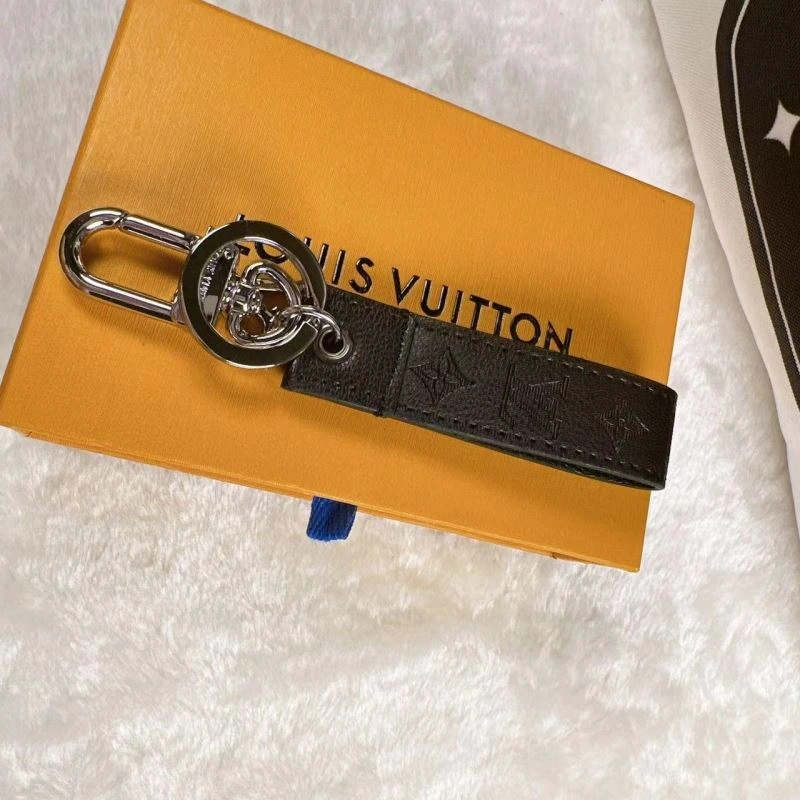 HighPerformance Louis Vuitton Keychains 266982