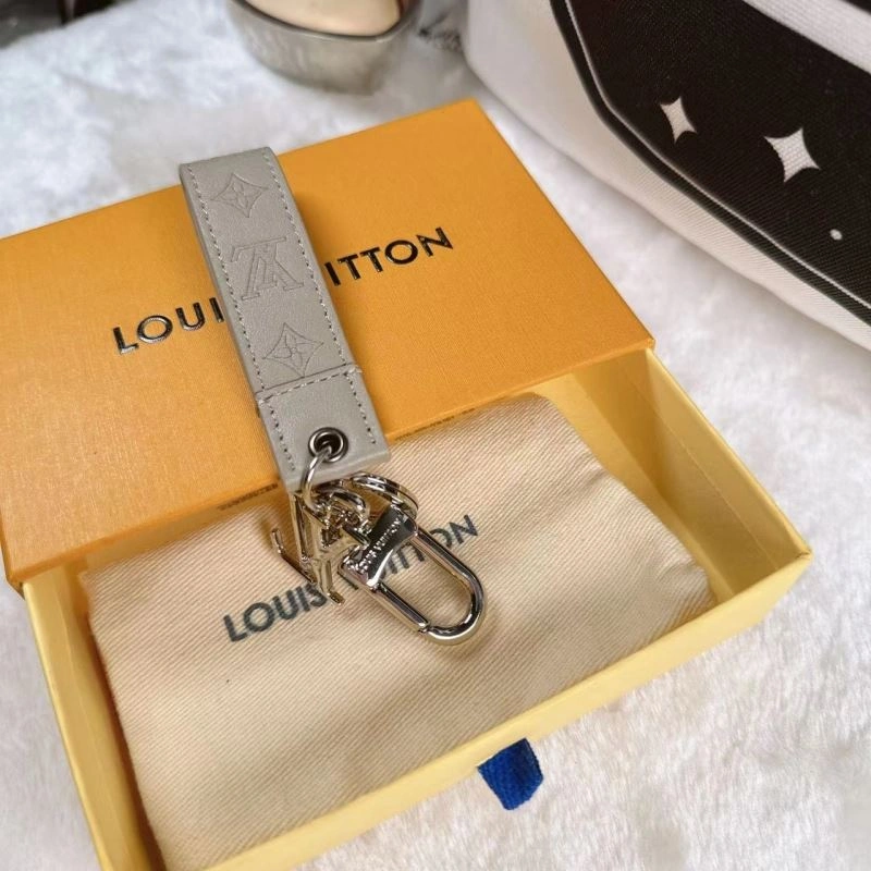 UrbanChic Louis Vuitton Keychains 266960