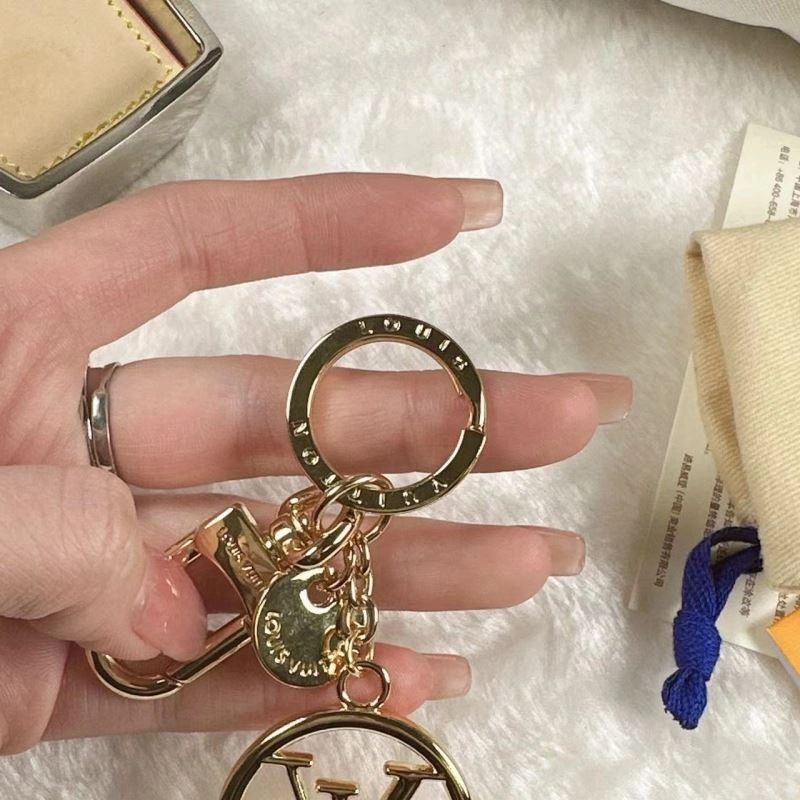 Chic Louis Vuitton Keychains 266964
