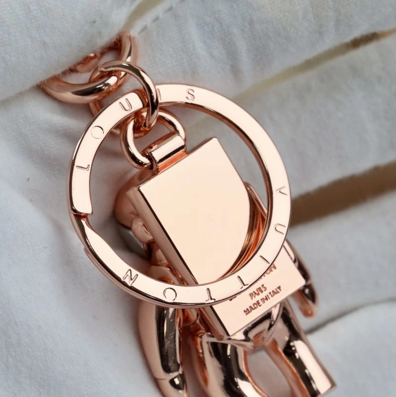 Louis Vuitton Keychains Effortless 266971