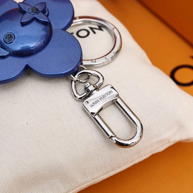Snug Louis Vuitton Keychains 266979