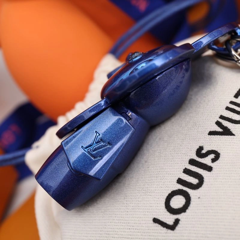 Snug Louis Vuitton Keychains 266979