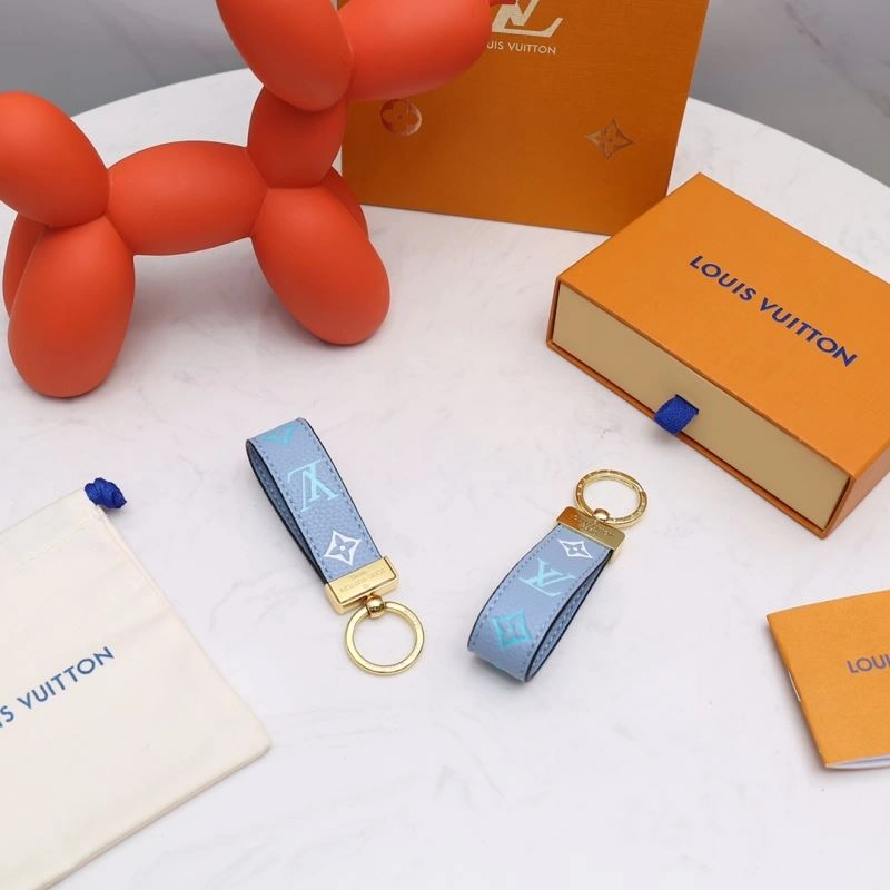 Breathable Louis Vuitton Keychains 266949