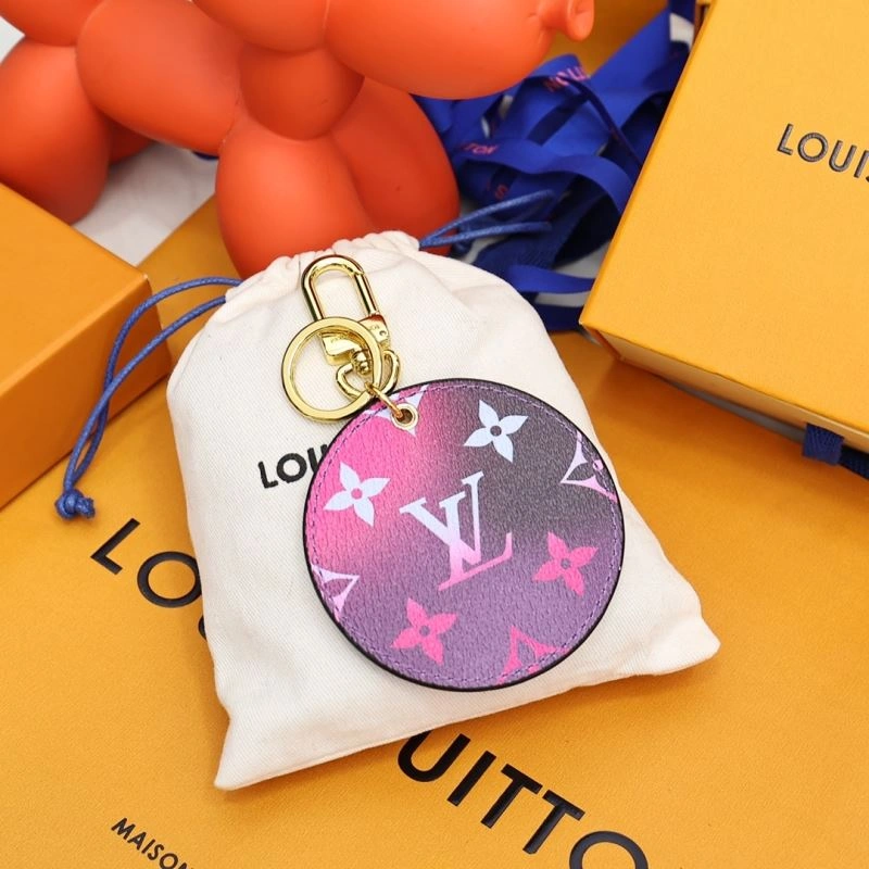 Louis Vuitton Keychains OnTrend 266950