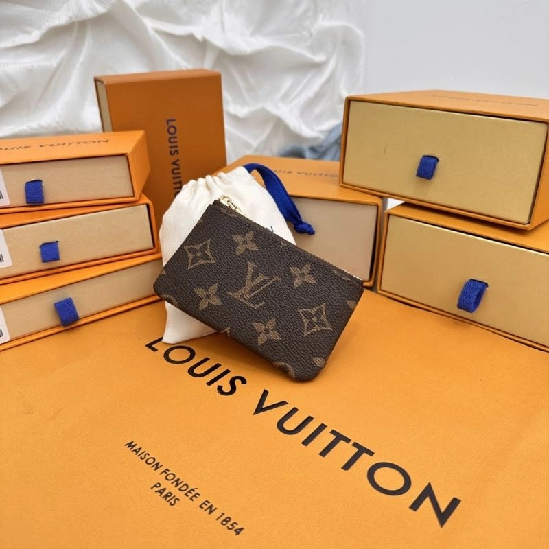 Breathable Louis Vuitton Keychains 265009