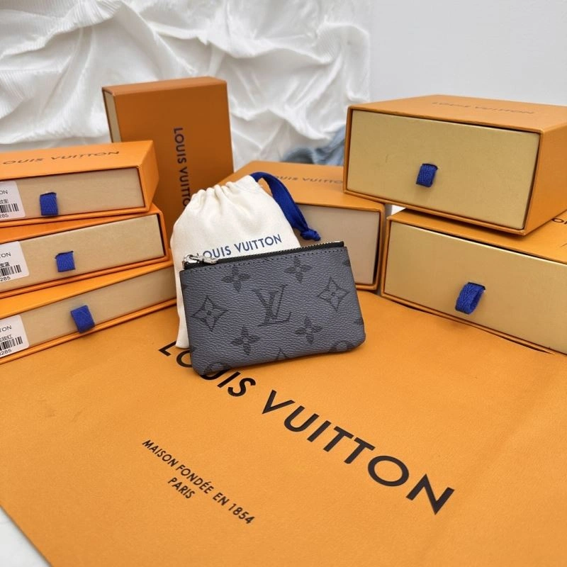 Breathable Louis Vuitton Keychains 265009