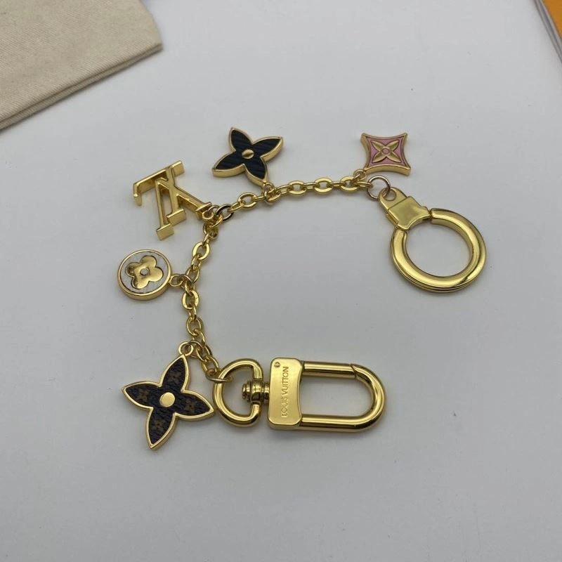Breathable Louis Vuitton Keychains 266933