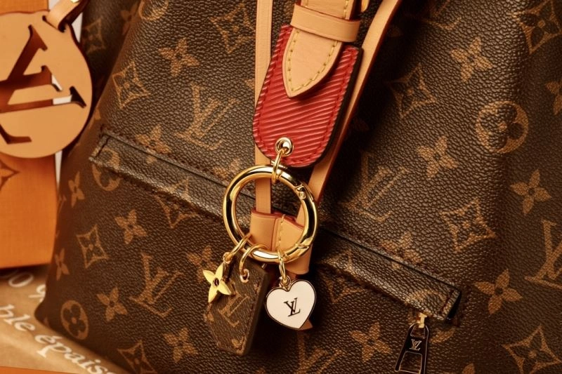 Louis Vuitton Keychains Original 266932