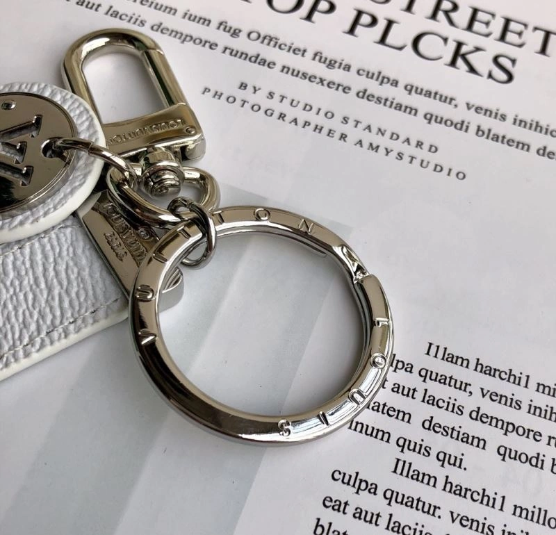 Affordable Louis Vuitton Keychains 266908