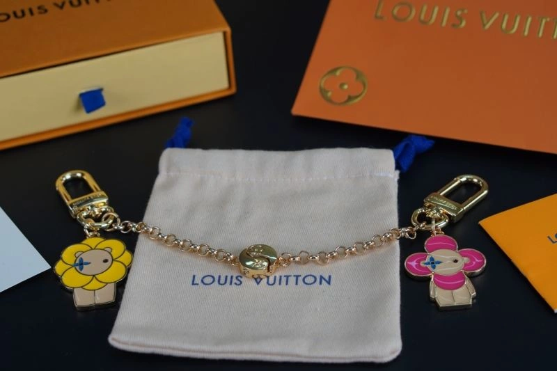 Louis Vuitton Keychains Stretchable 266921