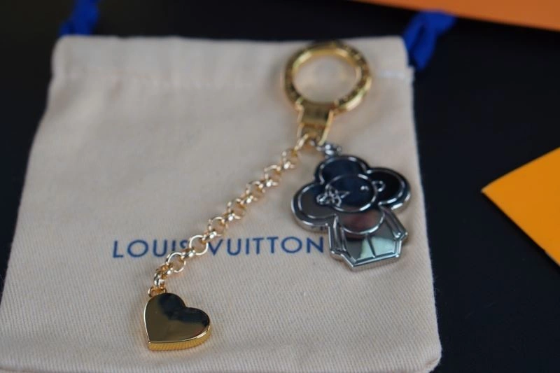 Louis Vuitton Keychains WellDesigned 266938
