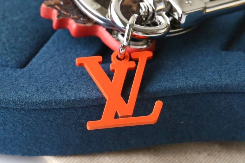 Affordable Louis Vuitton Keychains 266899