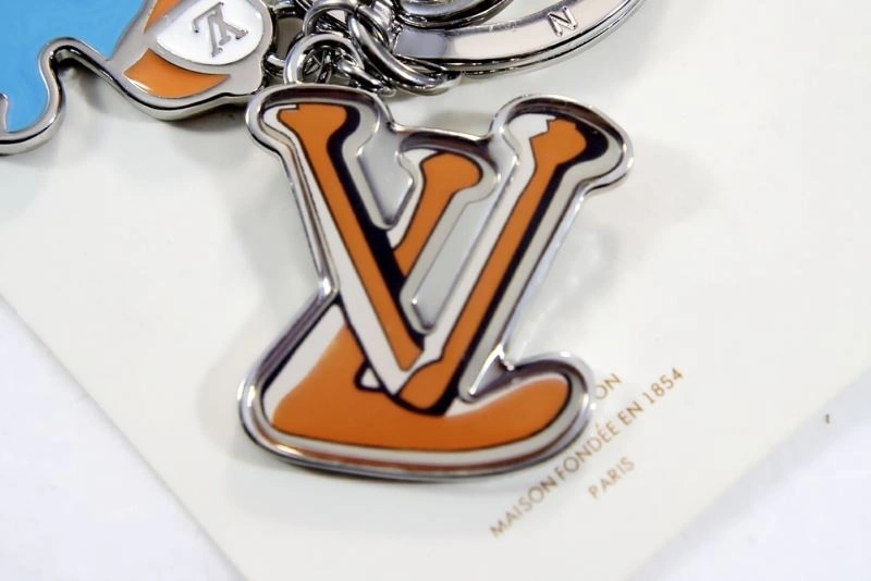 TechFriendly Louis Vuitton Keychains 266881