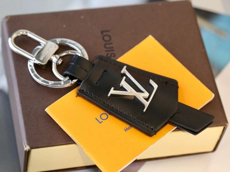Louis Vuitton Keychains Modern 266878