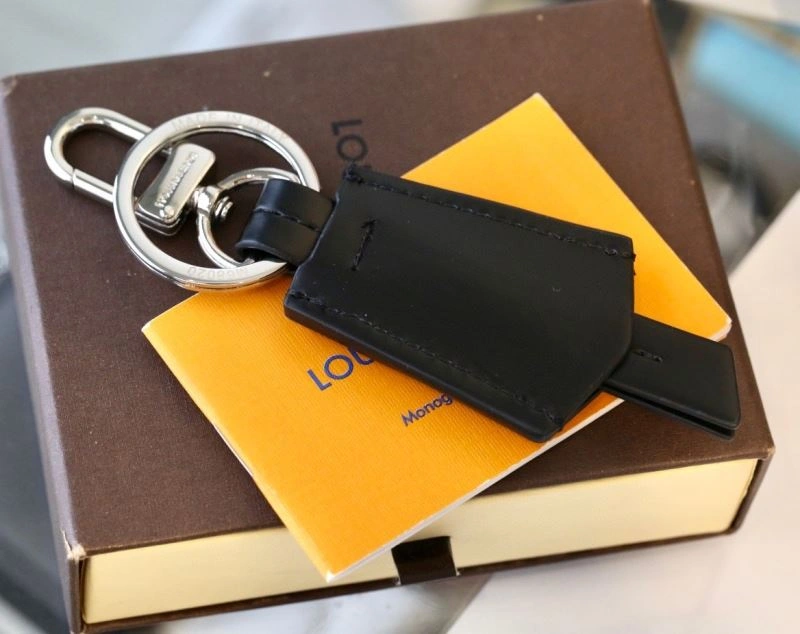 Louis Vuitton Keychains Modern 266878