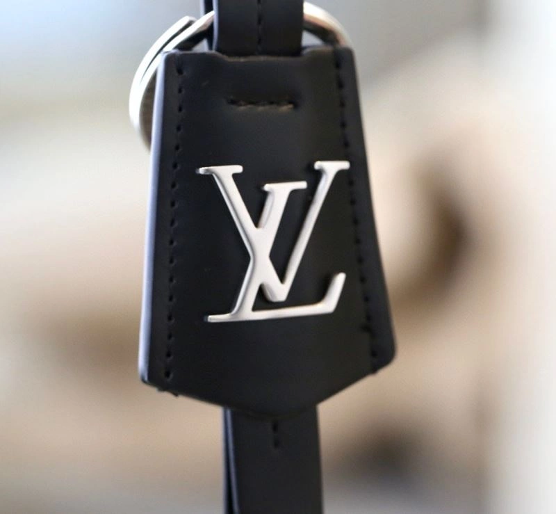Louis Vuitton Keychains Modern 266878