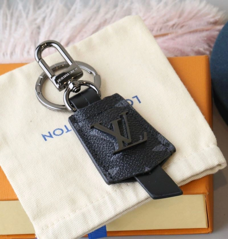 Louis Vuitton Keychains Snug 266871