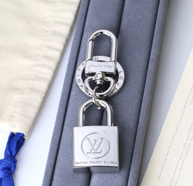 Louis Vuitton Keychains Sophisticated 266888